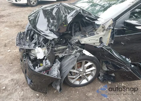 2015 Nissan Sentra Sr z USA, uszkodzony, nr VIN 3N1AB7AP3FY300183